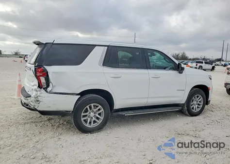 2022 Chevrolet Tahoe C1500 Lt z USA, uszkodzony, nr VIN 1GNSCNKD3NR323725